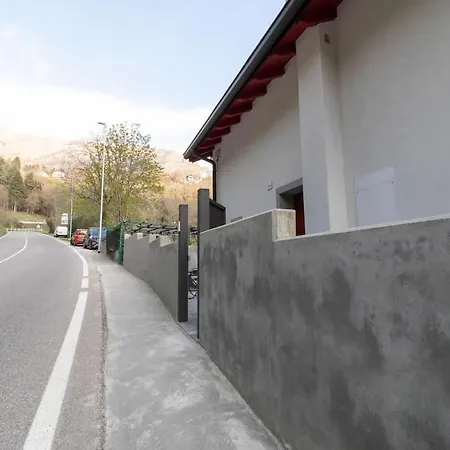 Al Sollievo House Holiday home Lecco